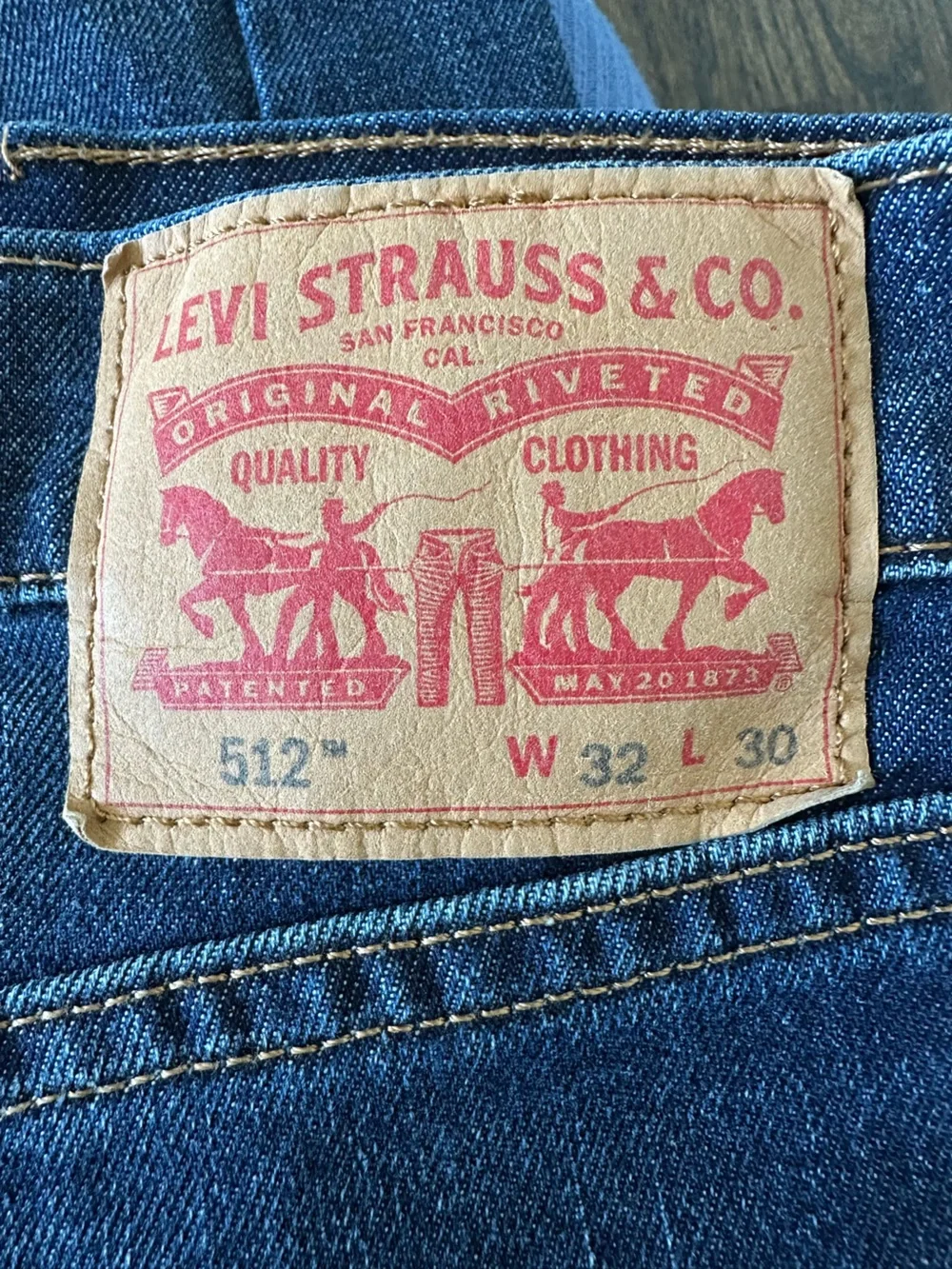 Levi’s 512 Men’s 32x30 Slim Taper Jeans Dark Indigo Blue